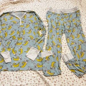 Little Sleepies women’s banana bamboo lounge set small